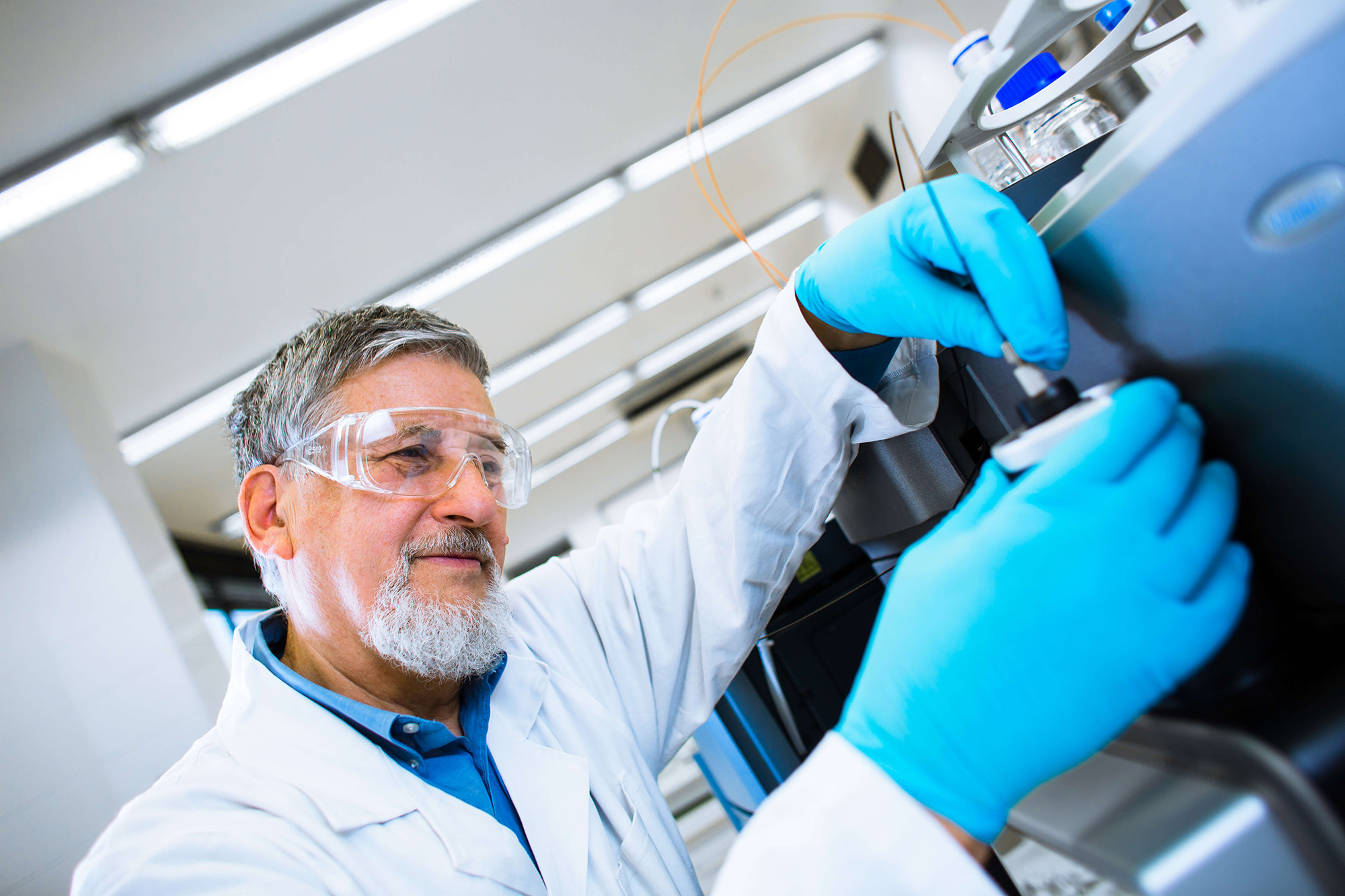 Gas testing for laboratory use
